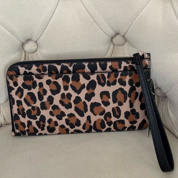 Kate Spade Wristlet Clutch - Picture 3 of 5